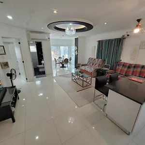 Lucky Kandi 2 Bedrooms Apartment Angeles